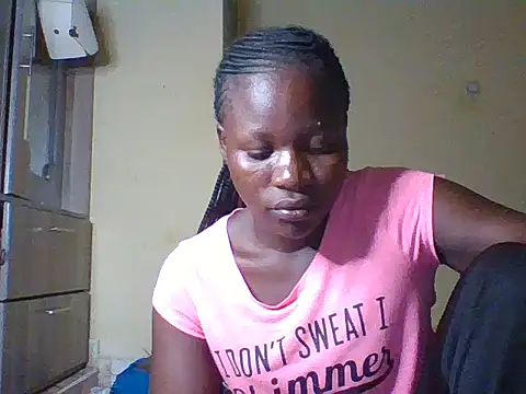 prettychic5 online show from March 3, 2026, 4:02 pm