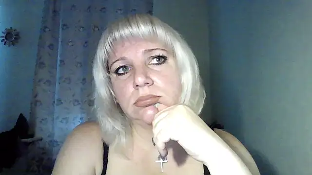 Snapshot of MeilomaWesa chatting on October 31, 2025, 11:55 am MeilomaWesa online show from October 31, 2025, 11:55 am