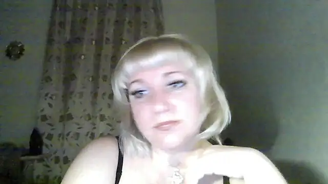 Snapshot of MeilomaWesa chatting on February 5, 2026, 6:45 pm MeilomaWesa online show from February 5, 2026, 6:45 pm