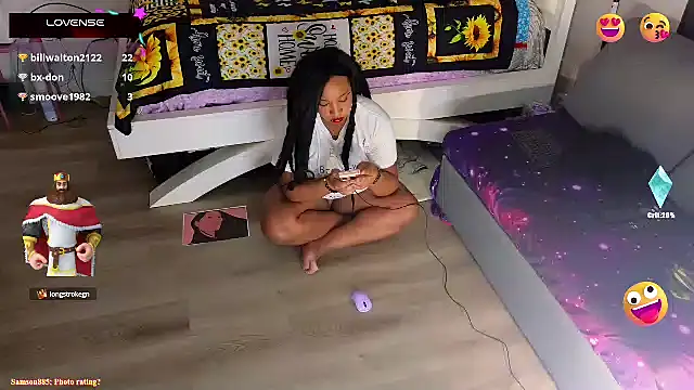 temptressbeauty24 online show from March 3, 2025, 10:06 am