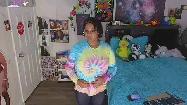 temptressbeauty24 online show from October 14, 2025, 2:23 am