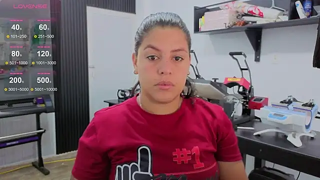 Snapshot of valelo chatting on July 1, 2026, 12:18 pm valelo online show from July 1, 2026, 12:18 pm