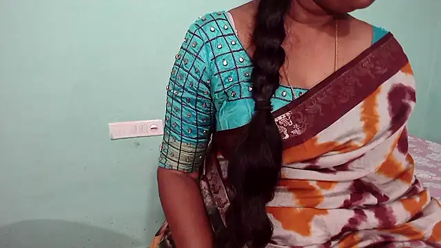 Snapshot of shrutitelugu69 chatting on January 15, 2026, 11:59 am shrutitelugu69 online show from January 15, 2026, 11:59 am