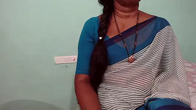 Snapshot of shrutitelugu69 chatting on February 23, 2026, 2:25 pm shrutitelugu69 online show from February 23, 2026, 2:25 pm