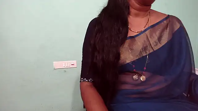 Snapshot of shrutitelugu69 chatting on March 17, 2026, 12:30 pm shrutitelugu69 online show from March 17, 2026, 12:30 pm