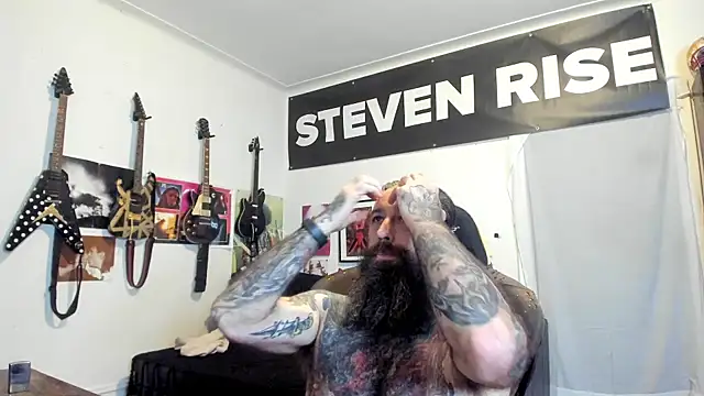 Snapshot of StevenRiseNYC chatting on June 17, 2026, 10:28 am StevenRiseNYC online show from June 17, 2026, 10:28 am