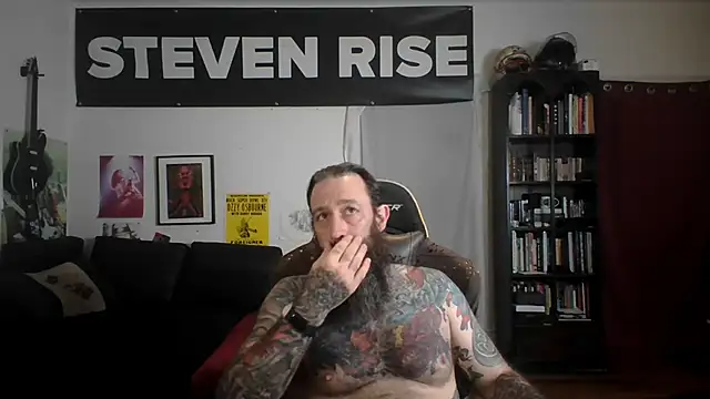 Snapshot of StevenRiseNYC chatting on June 24, 2026, 12:26 pm StevenRiseNYC online show from June 24, 2026, 12:26 pm