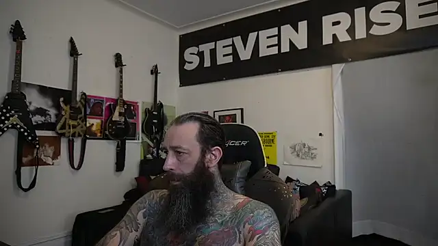 Snapshot of StevenRiseNYC chatting on June 28, 2026, 5:30 pm StevenRiseNYC online show from June 28, 2026, 5:30 pm