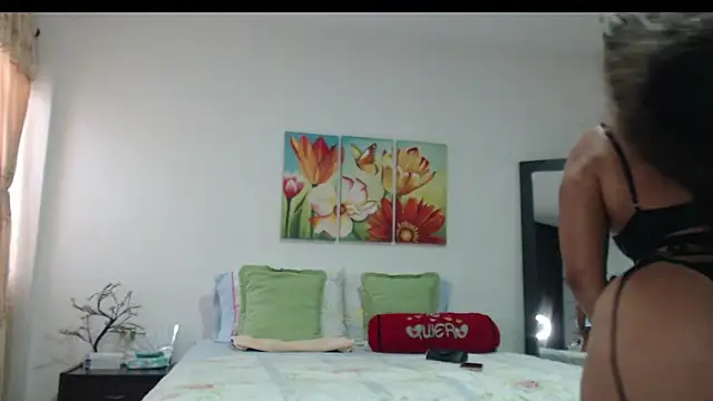 Snapshot of BombasticASSXXX chatting on April 13, 2026, 8:58 pm BombasticASSXXX online show from April 13, 2026, 8:58 pm