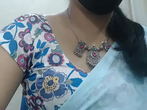 Snapshot of Lovely_Siri_23 chatting on June 21, 2026, 2:19 pm Lovely Siri 23 online show from June 21, 2026, 2:19 pm