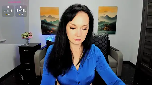 Snapshot of Sofia_Ford chatting on October 8, 2025, 6:22 am Sofia Ford online show from October 8, 2025, 6:22 am