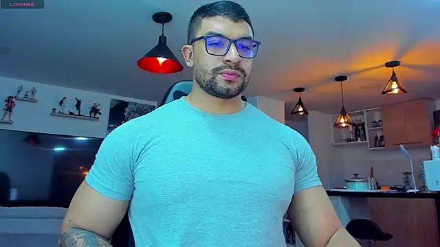 Michael Diamond online show from December 5, 2024, 2:42 am