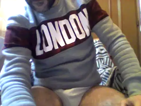 Snapshot of coppiasenzacensura chatting on February 27, 2025, 8:17 am coppiasenzacensura online show from February 27, 2025, 8:17 am