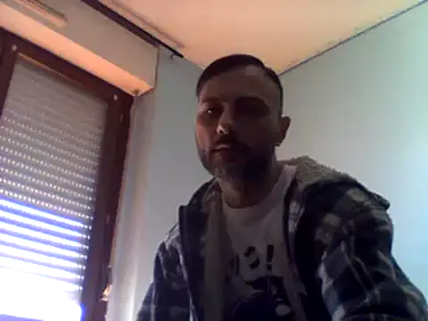 Snapshot of coppiasenzacensura chatting on March 20, 2025, 8:09 am coppiasenzacensura online show from March 20, 2025, 8:09 am