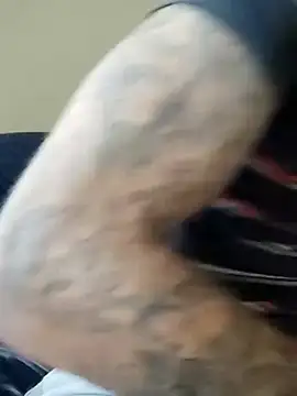 PIercingBoy38 online show from September 25, 2025, 3:16 pm