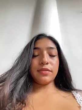 Bellafr online show from December 24, 2024, 6:17 pm