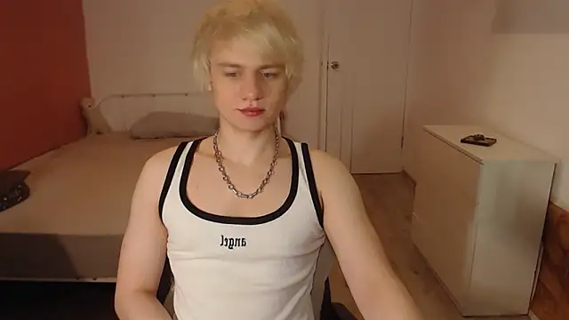 Oliver sweet  online show from February 8, 2026, 1:53 am