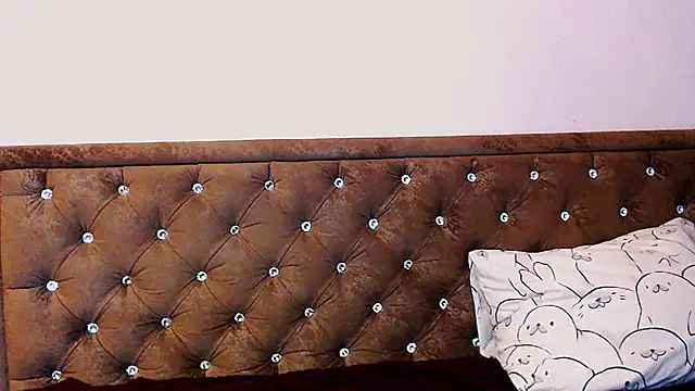 Snapshot of Sara4uu chatting on November 16, 2025, 11:54 pm Sara4uu online show from November 16, 2025, 11:54 pm