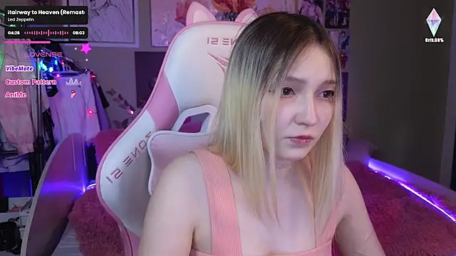 Evie Ro online show from December 9, 2024, 3:18 am