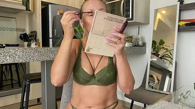 mommy nadin online show from January 9, 2025, 8:44 pm