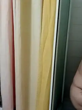 Snapshot of JOHANNA9MOI02 chatting on November 15, 2025, 9:32 pm JOHANNA9MOI02 online show from November 15, 2025, 9:32 pm