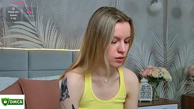 AmaliaBell online show from March 5, 2025, 1:06 pm