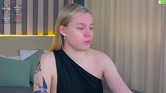 AmaliaBell online show from April 10, 2026, 1:05 pm