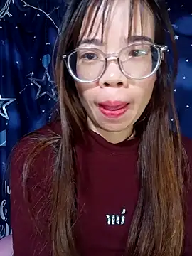   Mai-love19   online show from November 19, 2025, 11:05 pm