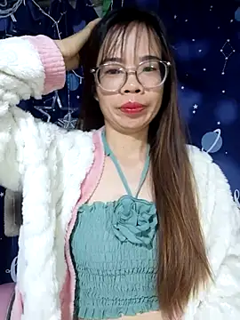   Mai-love19   online show from December 13, 2025, 10:04 pm