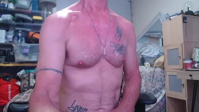 lovenoslut2 online show from November 13, 2025, 12:26 pm