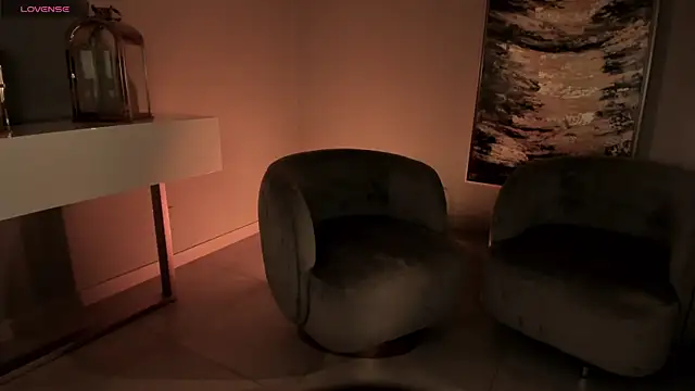 AmyArmstrong online show from March 10, 2025, 2:28 am