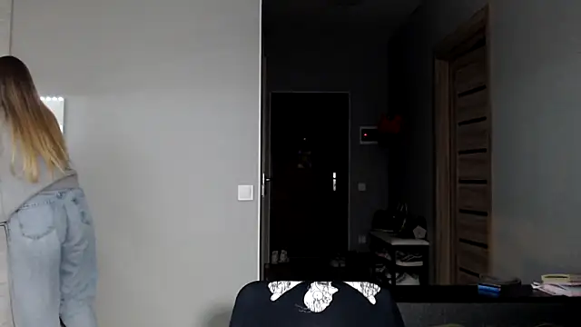 Snapshot of Sunbeam_ chatting on May 1, 2026, 9:08 pm Sunbeam online show from May 1, 2026, 9:08 pm
