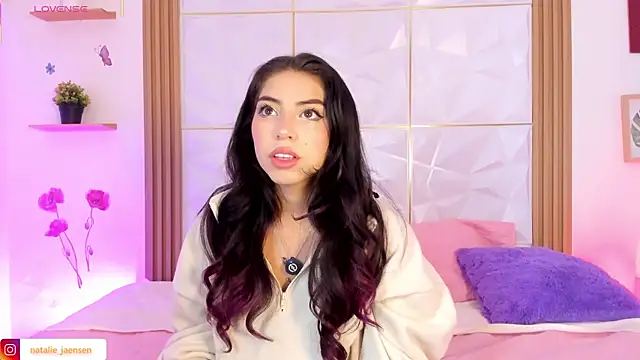 Snapshot of natalie_jaensen chatting on May 16, 2026, 7:45 pm natalie jaensen online show from May 16, 2026, 7:45 pm