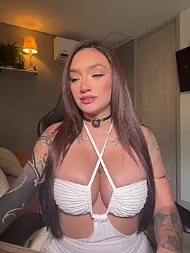 Snapshot of DaniDusan_ chatting on July 13, 2026, 7:16 pm DaniDusan online show from July 13, 2026, 7:16 pm