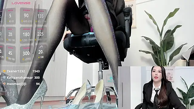 Snapshot of Oo_Kaixin_oO chatting on February 6, 2025, 8:50 am Oo Kaixin oO online show from February 6, 2025, 8:50 am