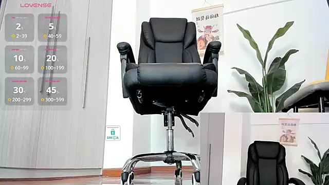 Snapshot of Oo_Kaixin_oO chatting on March 4, 2025, 2:06 am Oo Kaixin oO online show from March 4, 2025, 2:06 am