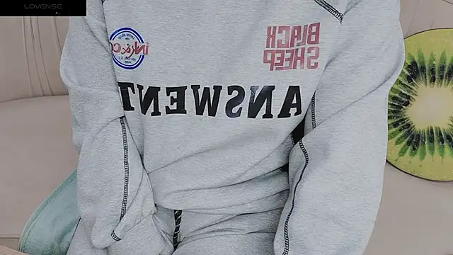 Sophie Secret online show from December 27, 2024, 10:59 pm