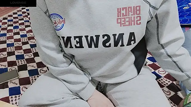 Sophie Secret online show from February 4, 2025, 10:02 pm