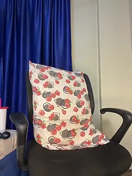 Bigbooob4 online show from March 7, 2025, 5:28 pm