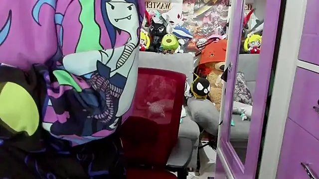 soficammy online show from February 26, 2025, 4:14 am