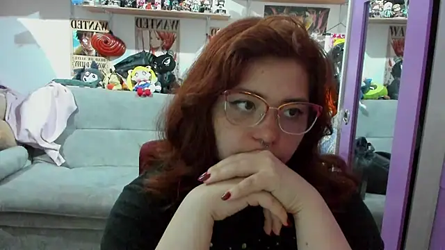 soficammy online show from March 5, 2025, 10:32 pm