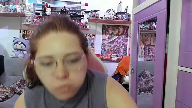 soficammy online show from March 13, 2026, 9:54 pm