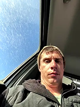 DillPie online show from December 15, 2025, 3:27 pm