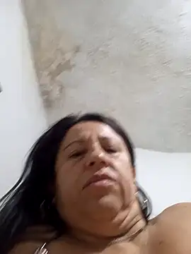 Snapshot of valeriapinter chatting on May 2, 2026, 11:04 am valeriapinter online show from May 2, 2026, 11:04 am