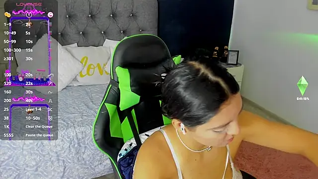 susan smith18 online show from September 19, 2025, 12:50 pm