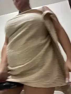 Snapshot of sofia_xxx02 chatting on March 12, 2025, 6:11 pm sofia xxx02 online show from March 12, 2025, 6:11 pm