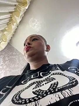 Snapshot of sofia_xxx02 chatting on March 14, 2025, 12:07 pm sofia xxx02 online show from March 14, 2025, 12:07 pm