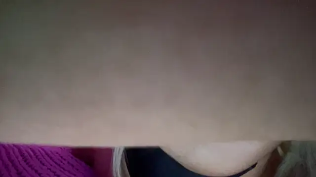 Fitnessbabe69 online show from November 14, 2025, 7:29 am