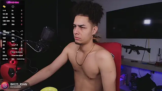 bigryann23 online show from March 1, 2025, 3:43 am